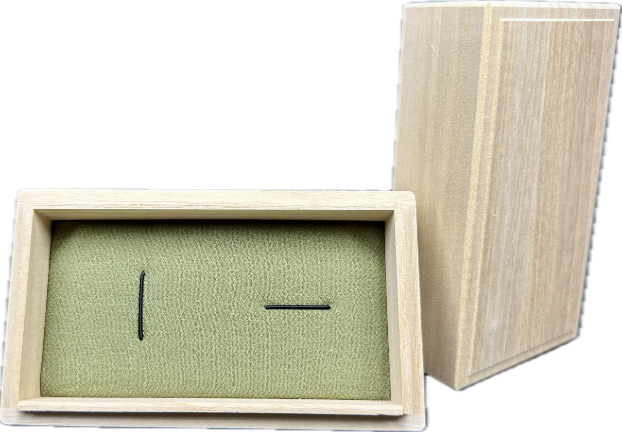 Storage Box Kiri-bako (桐箱), Fuchi Kashira Set, Paulownia w/ Padded Insert (Color Options)