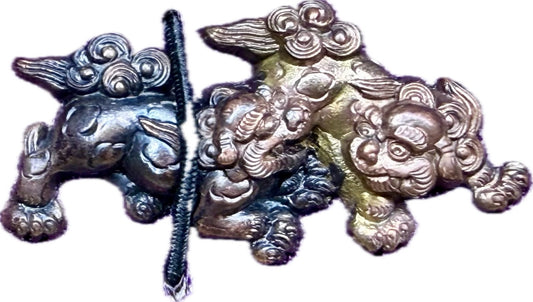 Menuki, Copper, Shishi (Modern) w/ Kiri-bako (桐箱)