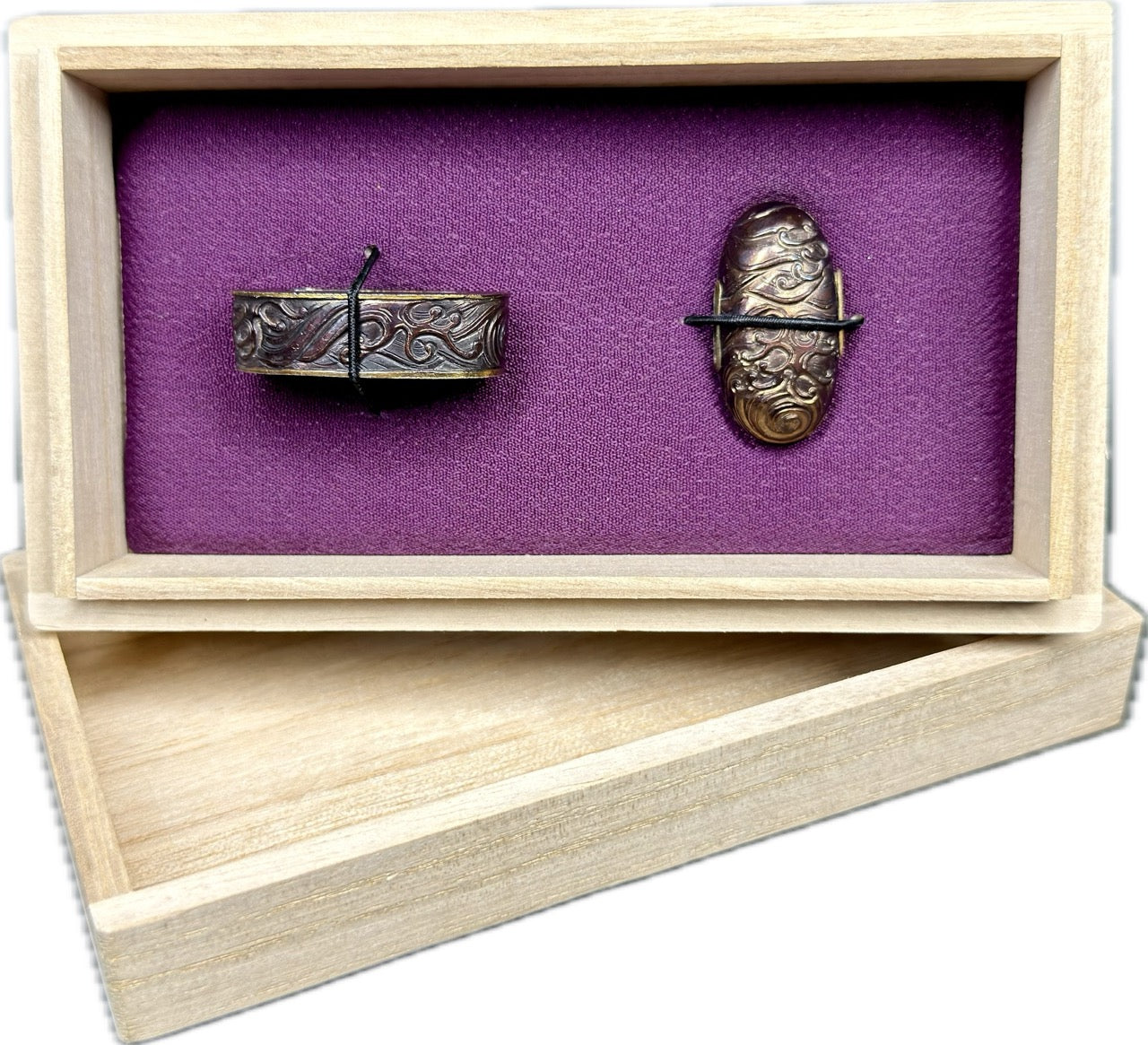 Fuchi Kashira Set, Shakudo, Waves (Antique) w/ Kiri-bako (桐箱)