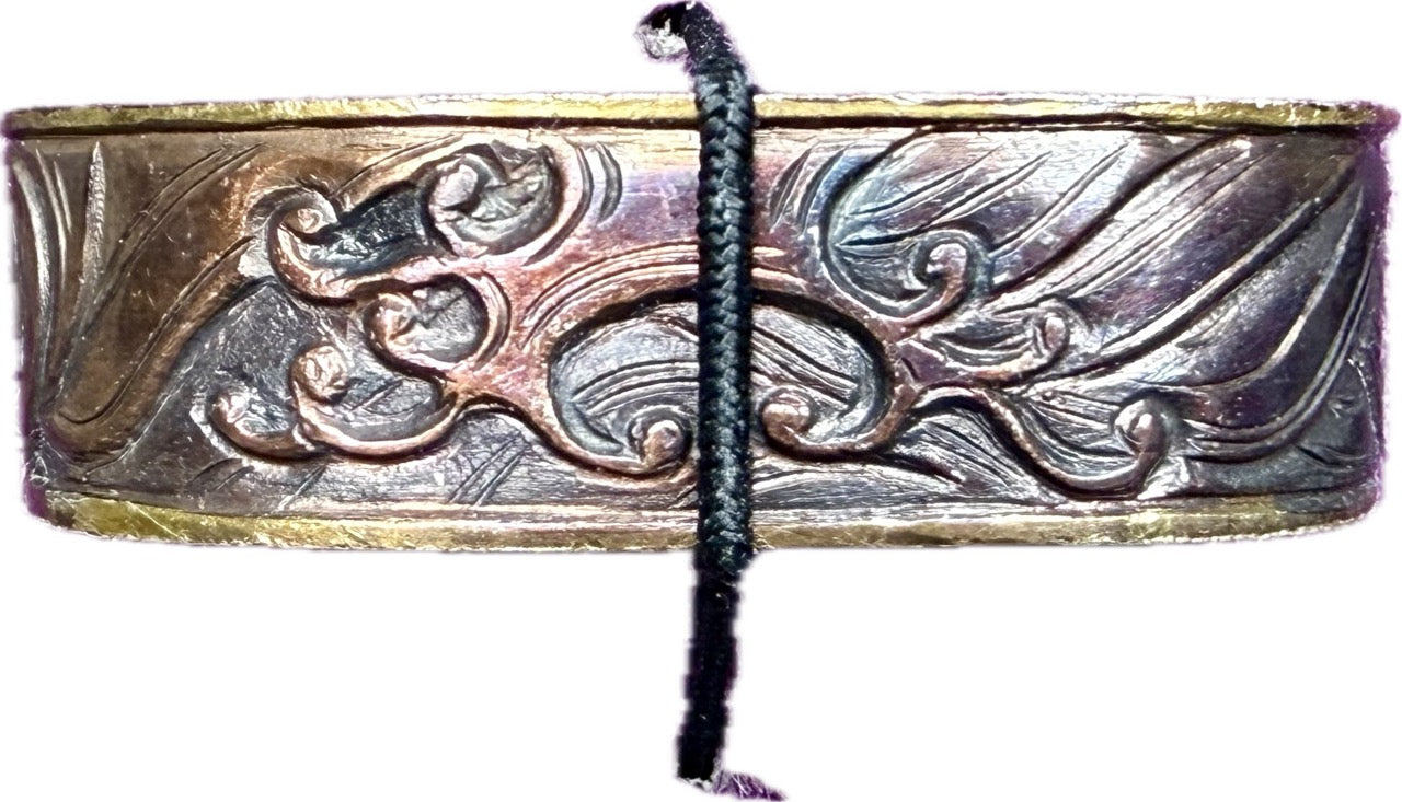 Fuchi Kashira Set, Shakudo, Waves (Antique) w/ Kiri-bako (桐箱)