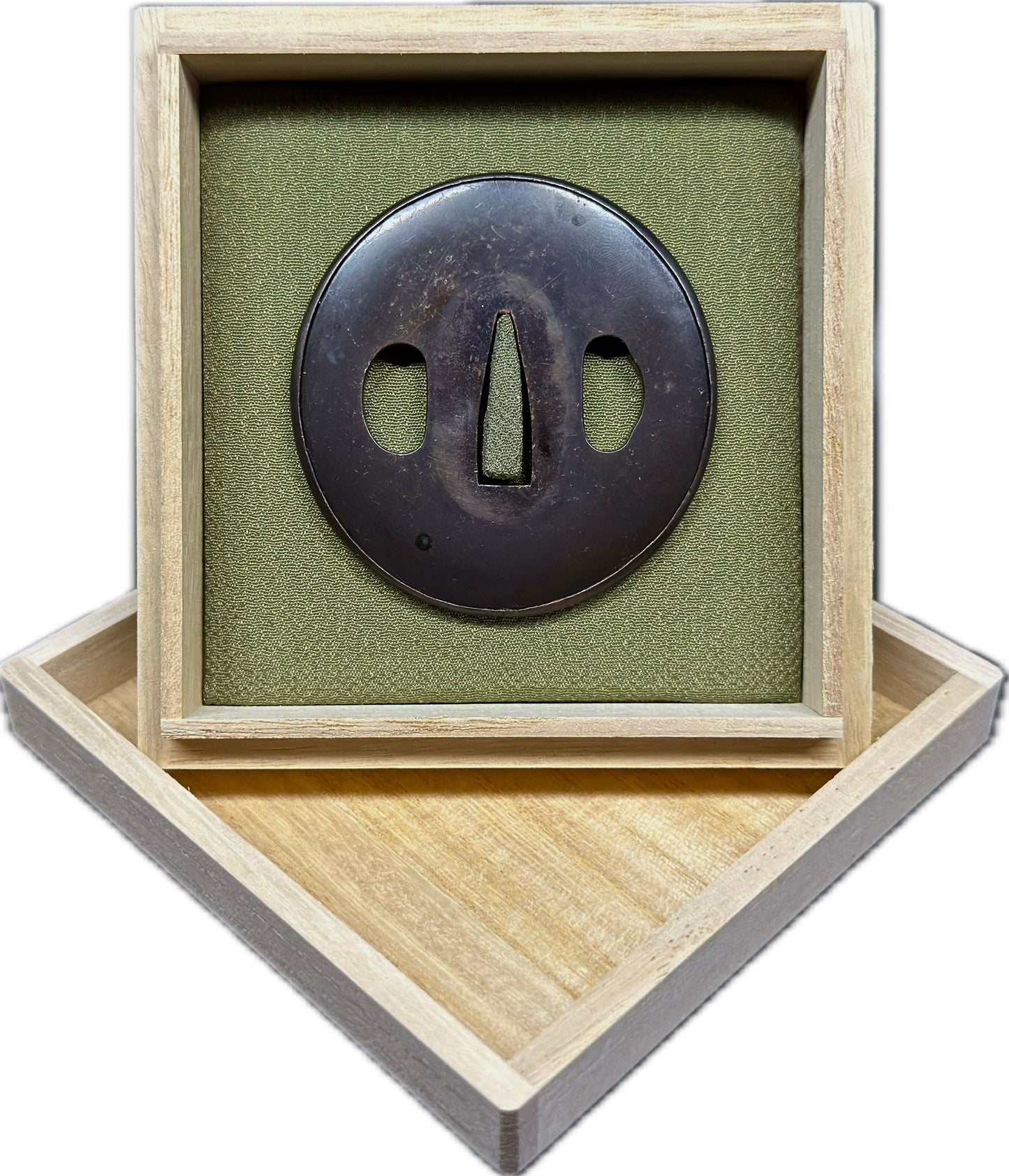 Tsuba, Shakudo Fukurin, Maru Gata, 67.2mm x 69.7mm x 7.5mm (Antique) w/ Kiri-bako (桐箱)