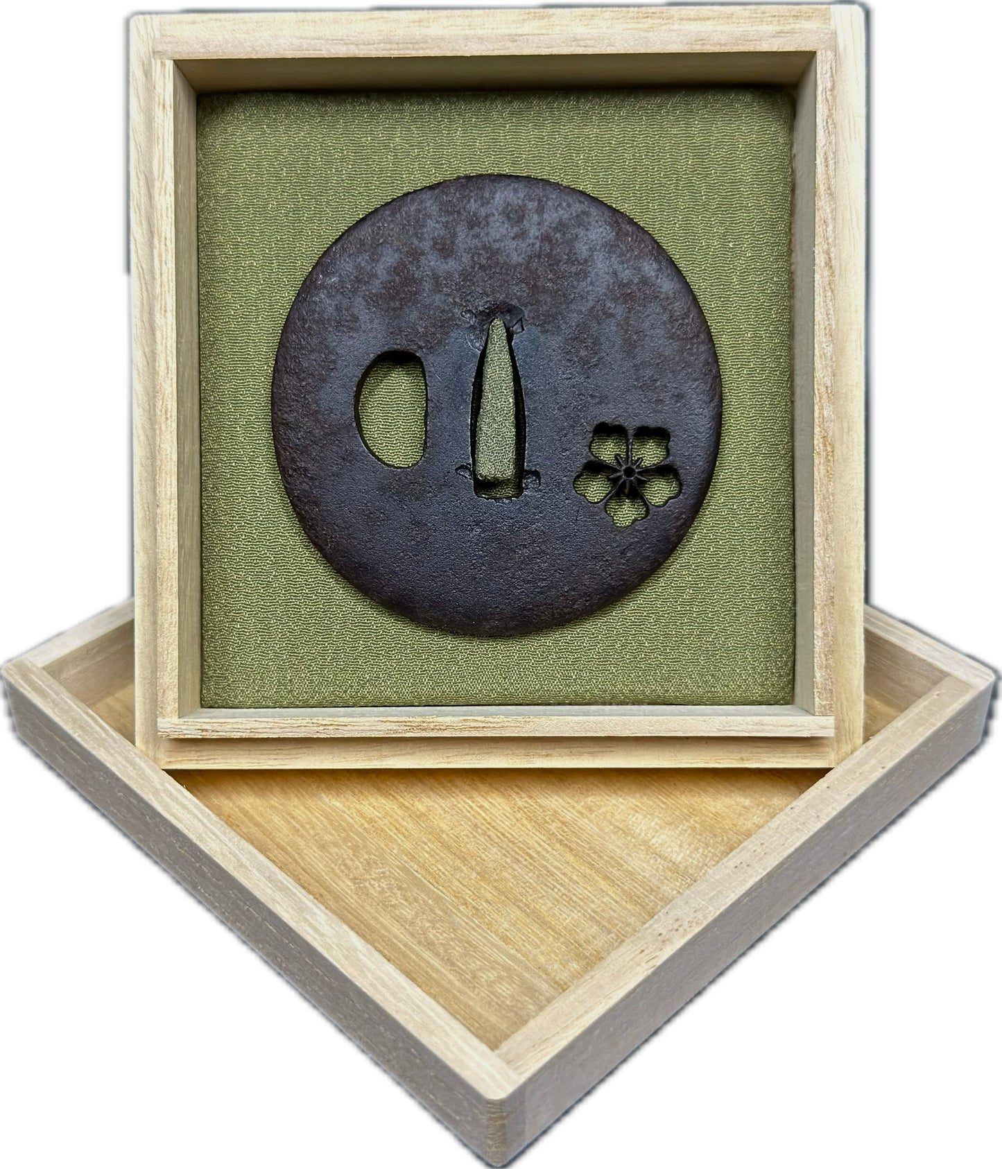 Tsuba, Iron, Sukashi, Maru Gata, 71.6mm x 72.8mm x 7mm (Antique) w/ Kiri-bako (桐箱)